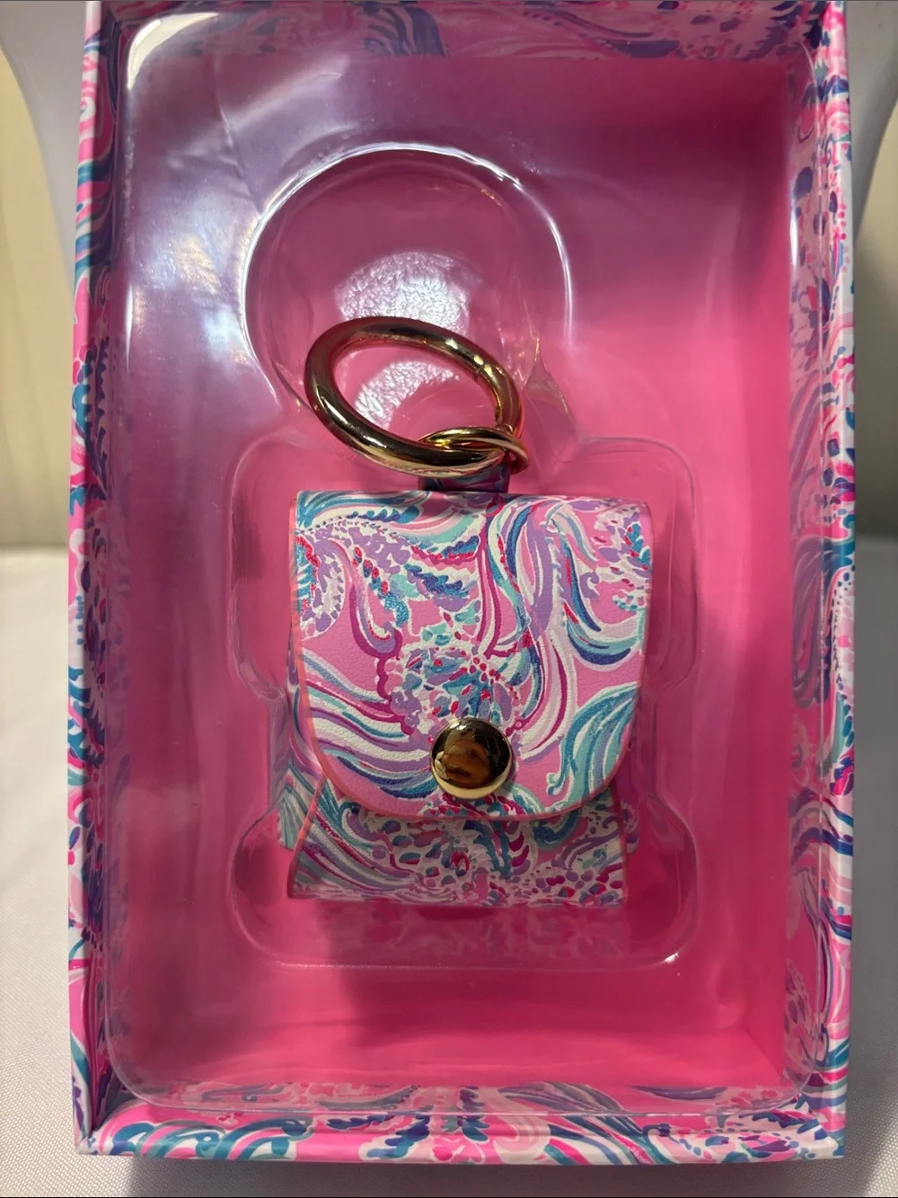 NIB/NWT Lilly Pulitzer AirPods 1&2 Keychain Case - Don’t Be Jelly DISCONTINUED!